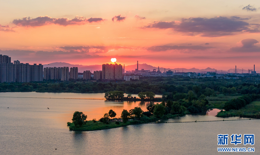 安徽，热烈欢迎各位来宾与朋友们