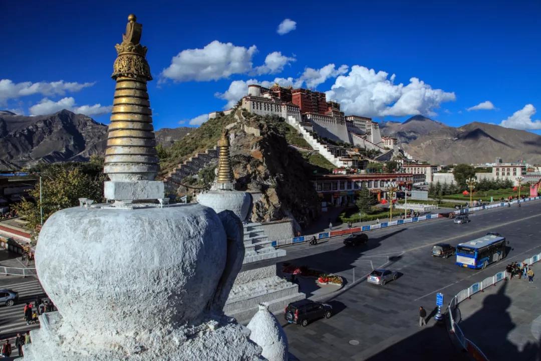 西藏之旅，探寻神秘高原的魅力